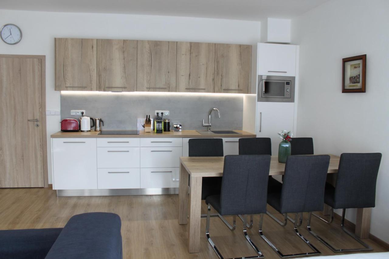 Apartman Lipno G11 Frymburk Exteriör bild